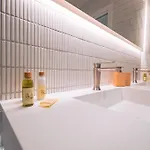 Luxury Seafront Promenade * 拉帕洛