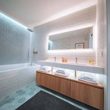 Luxury Seafront Promenade Appartamento *