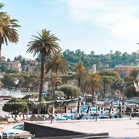 Luxury Seafront Promenade *